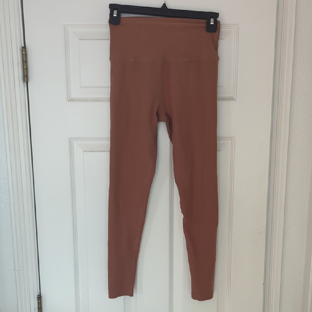 Beyond Yoga Rust Color Leggings